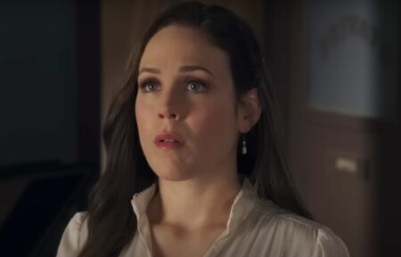 Erin Krakow in When calls the Heart