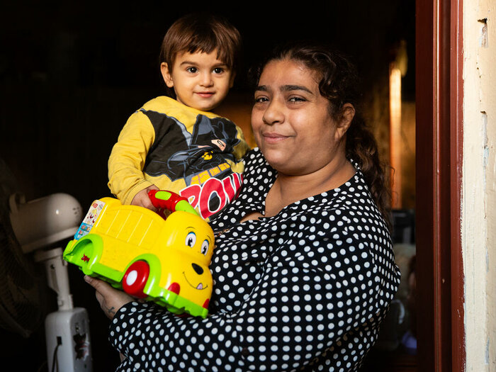 Alice and Bashir receive money from WFP through the Government of Lebanon's social protection system.